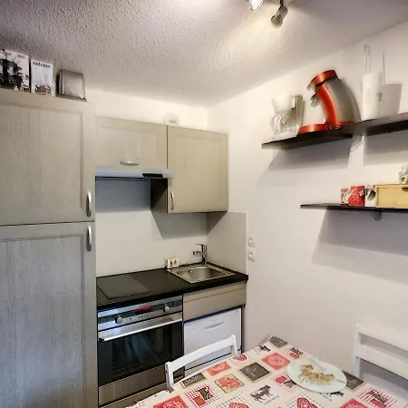 Apartment Renove Pour 4 Pers Avec Balcon, Parking Et Wifi, Proche Pistes Et Commerces - Les Menuires - Fr-1-178-290 Saint-Martin-de-Belleville